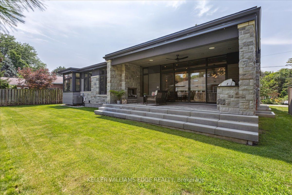 889 Partridge Dr