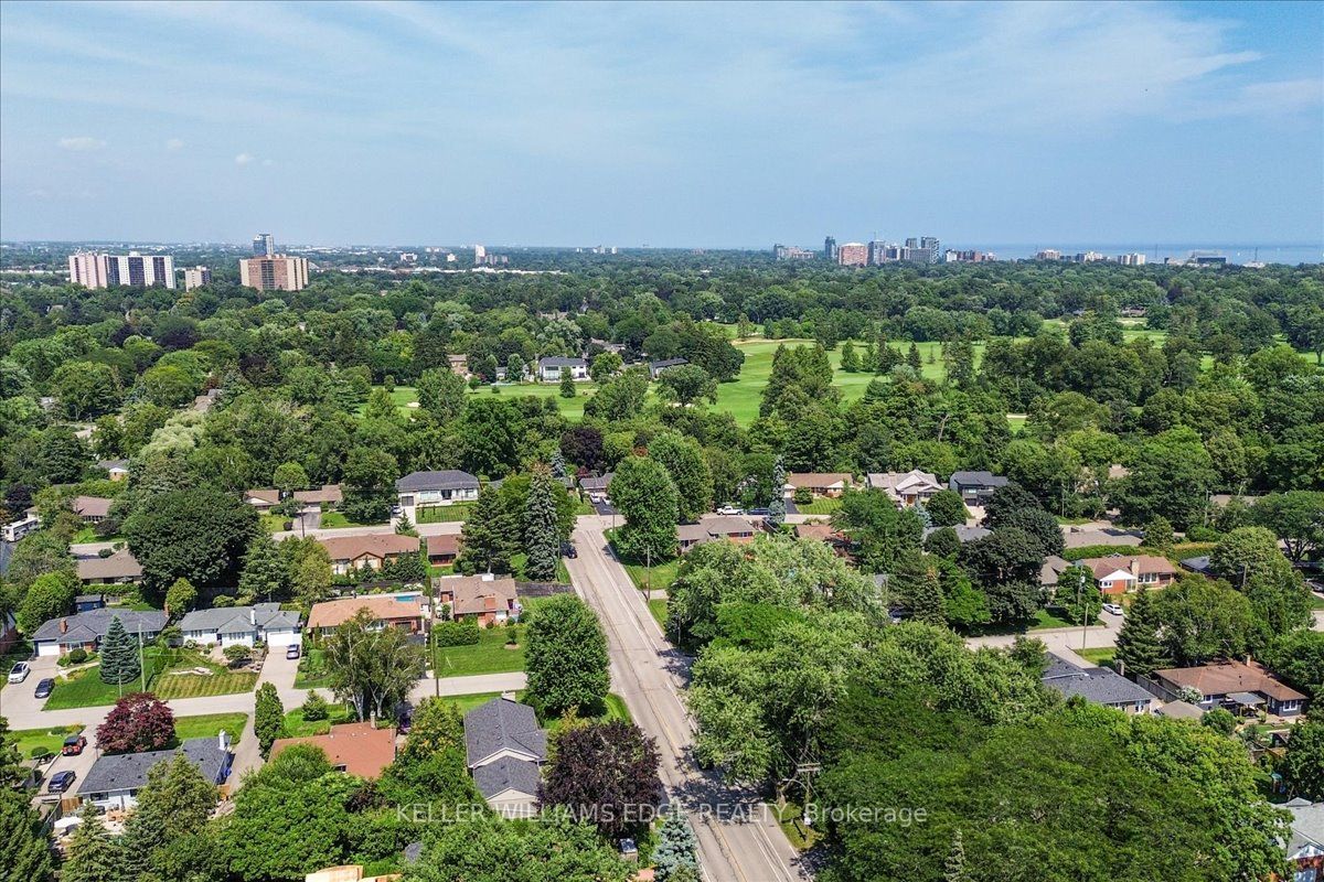 889 Partridge Dr