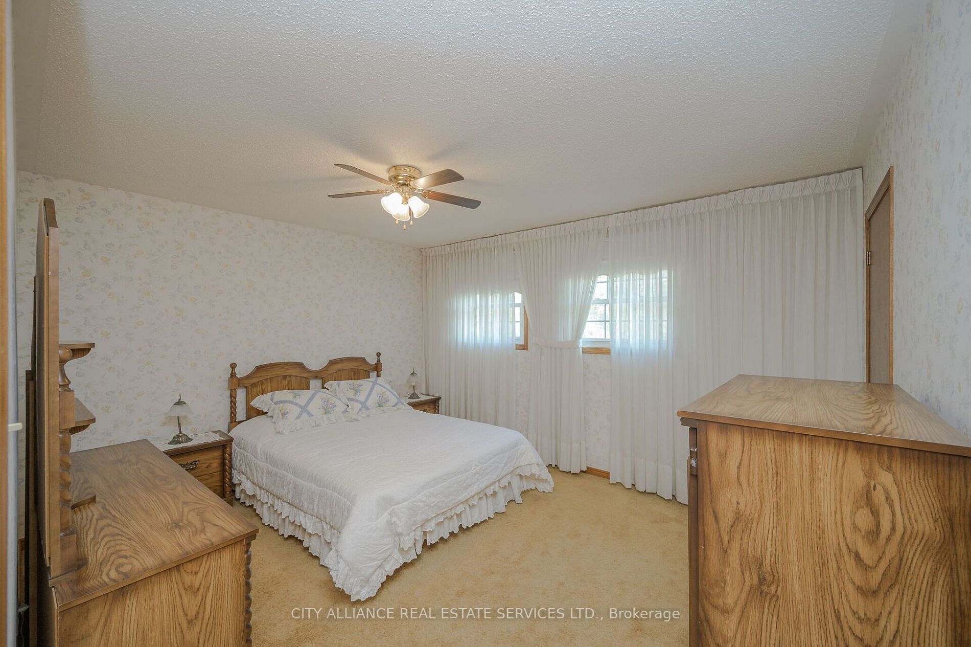 1130 Manor Road