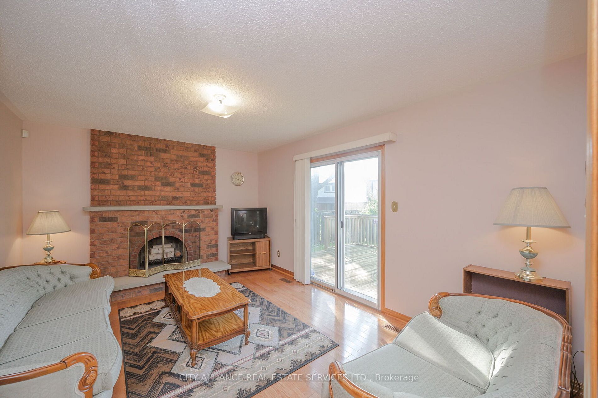 1130 Manor Road