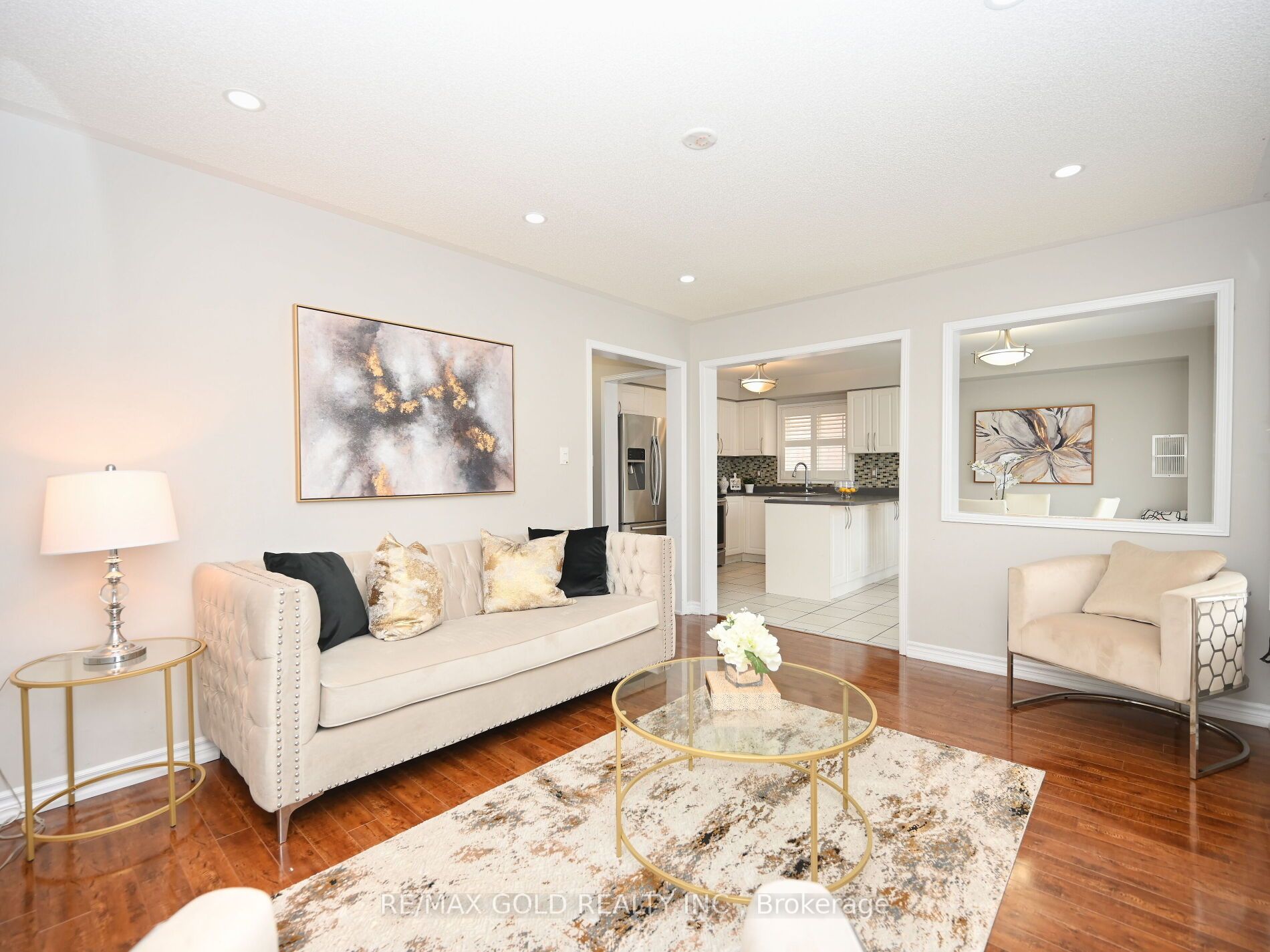 13 Galveston Cres