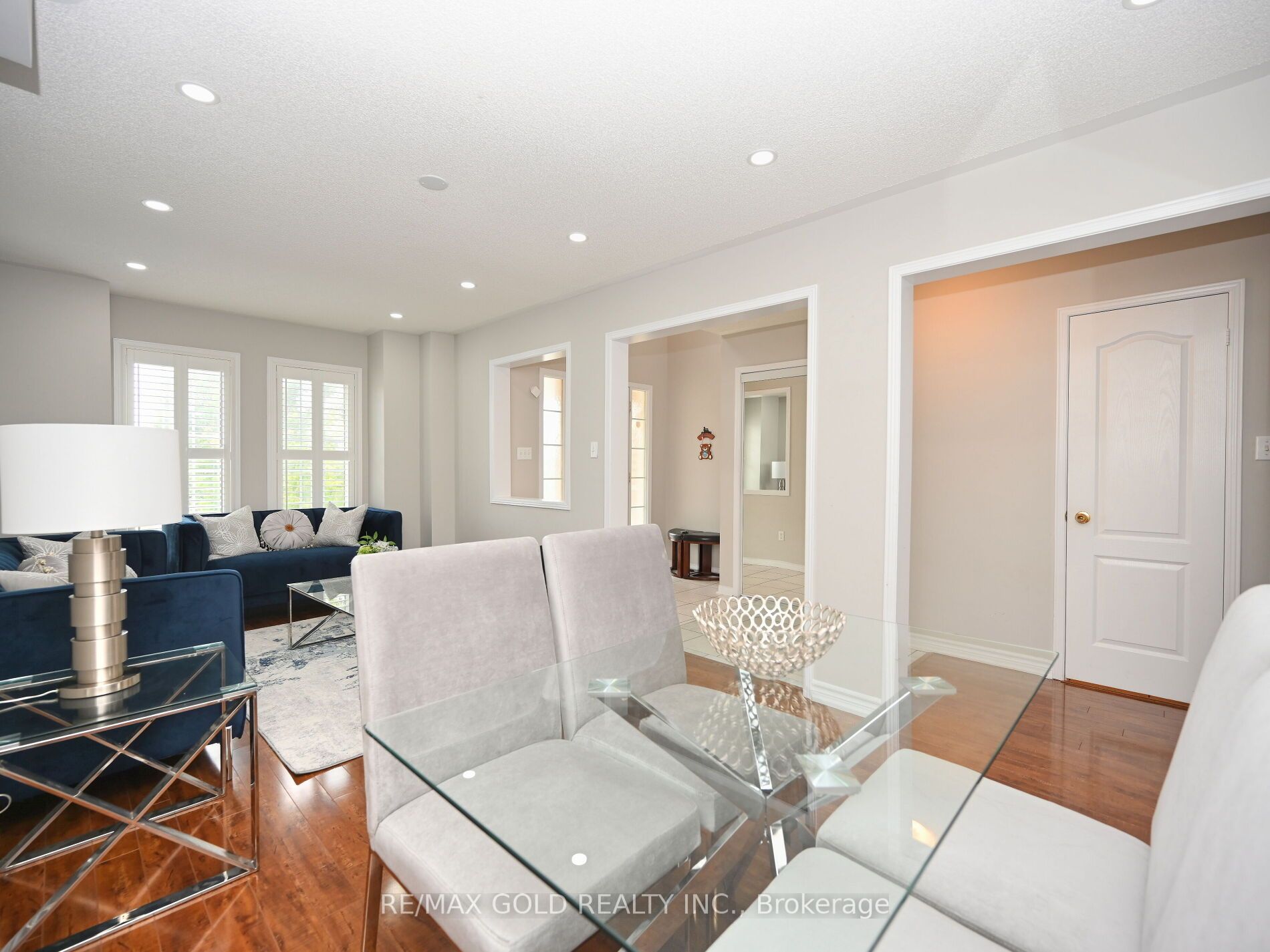 13 Galveston Cres