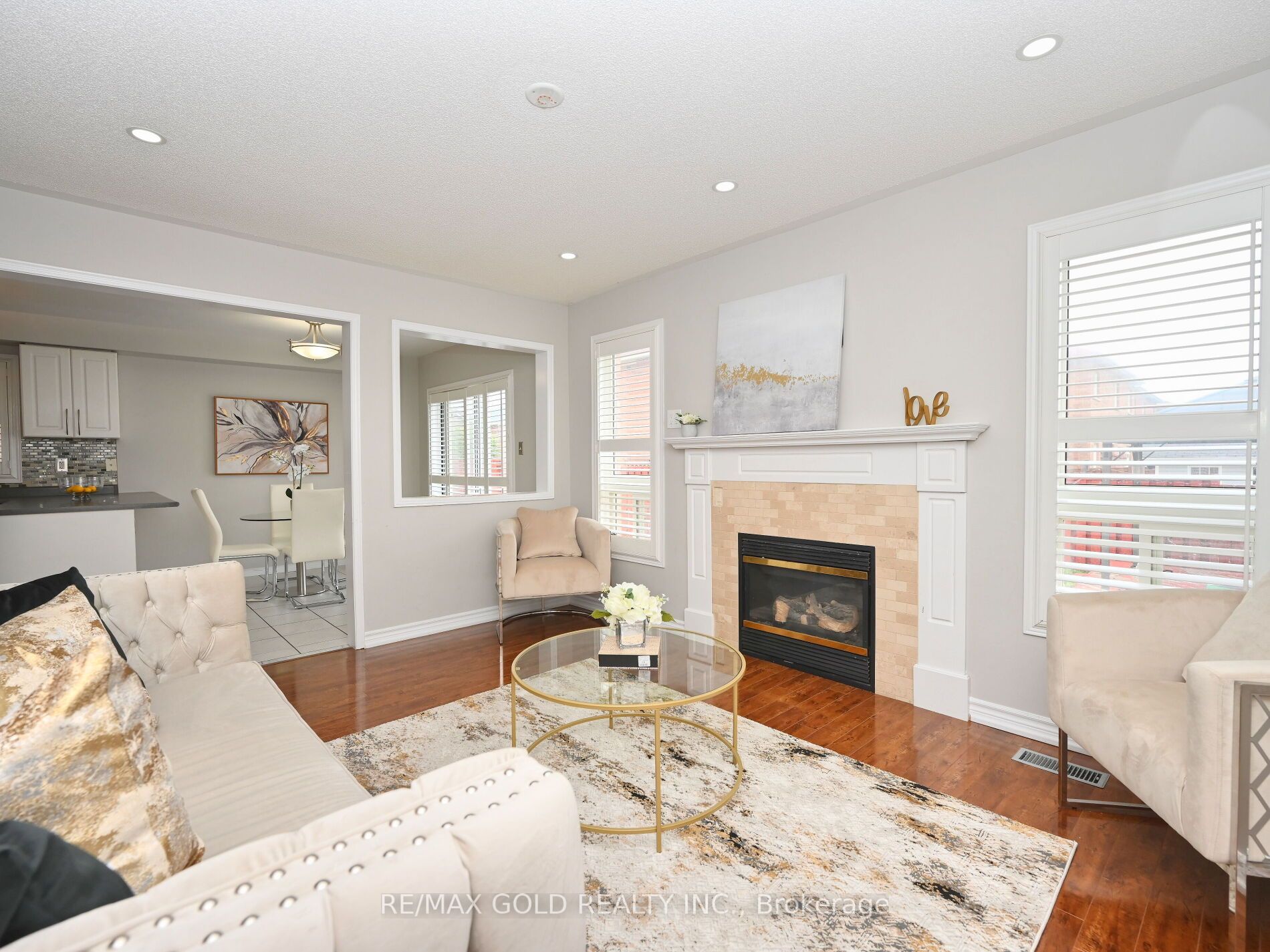 13 Galveston Cres