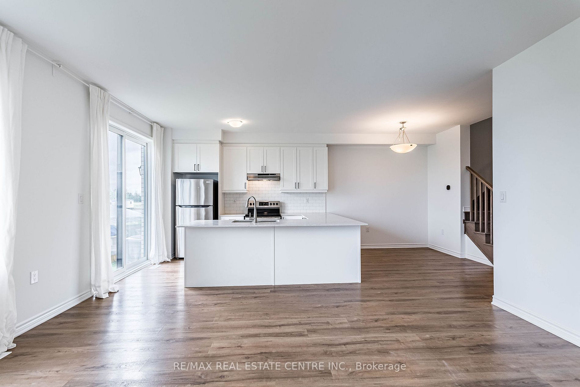 493 Gordon Krantz Ave