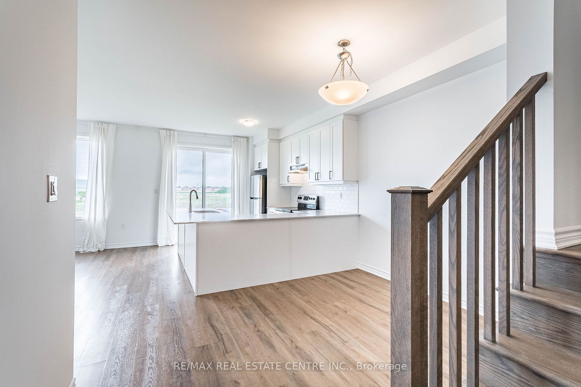 493 Gordon Krantz Ave