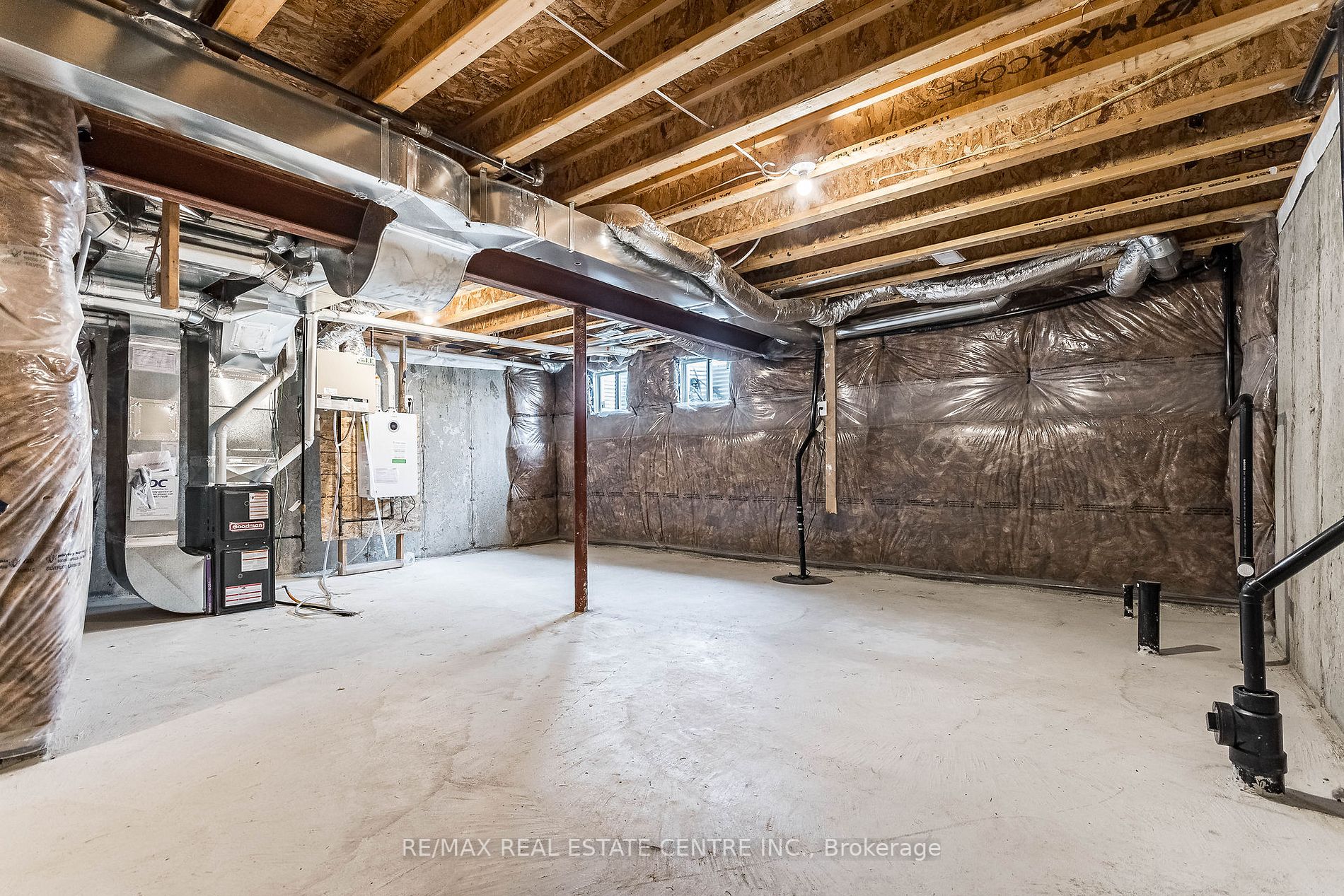 493 Gordon Krantz Ave