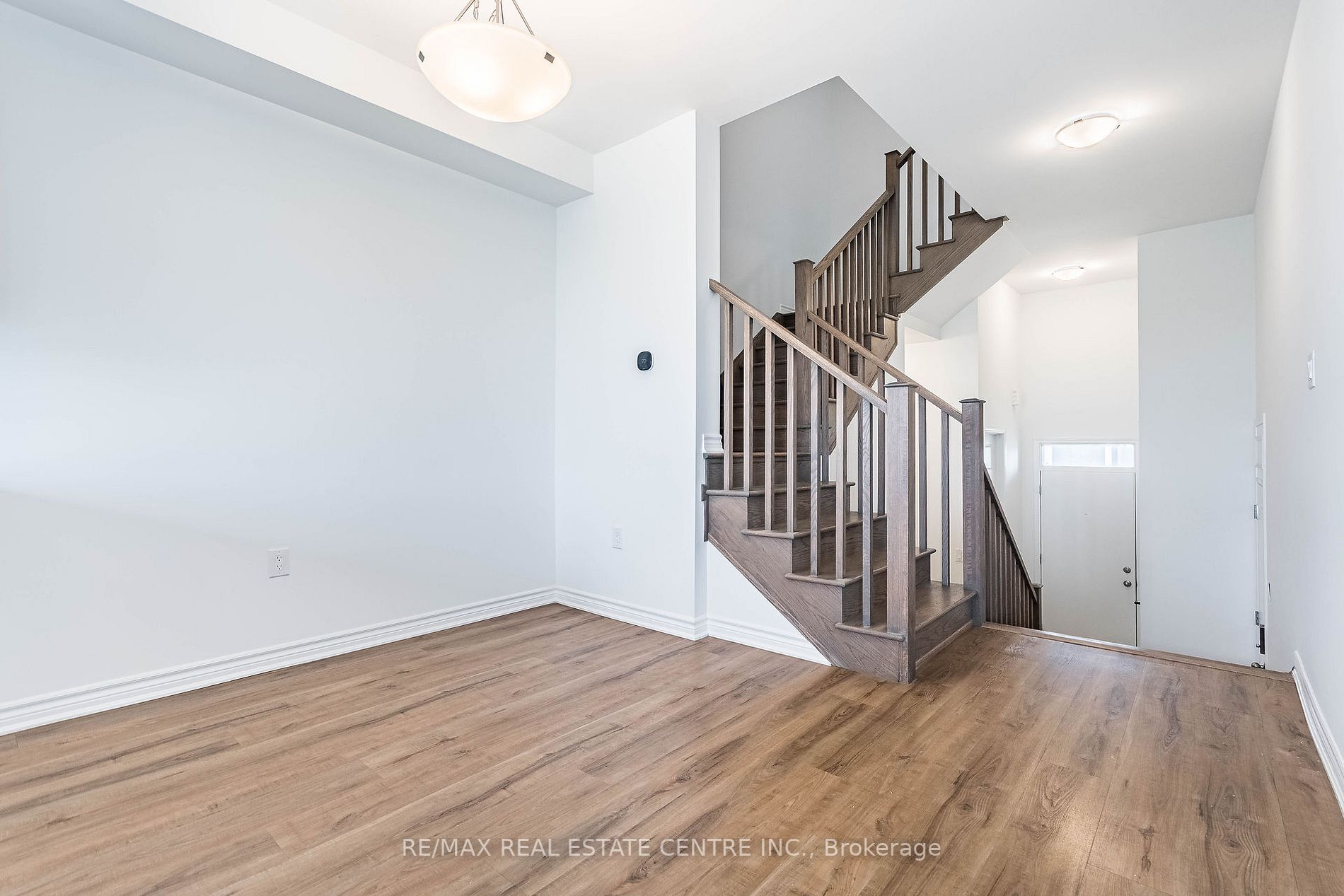 493 Gordon Krantz Ave