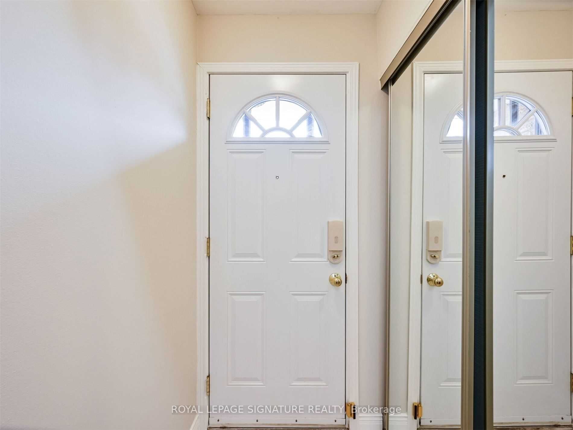 1221 Dundix Rd, #101