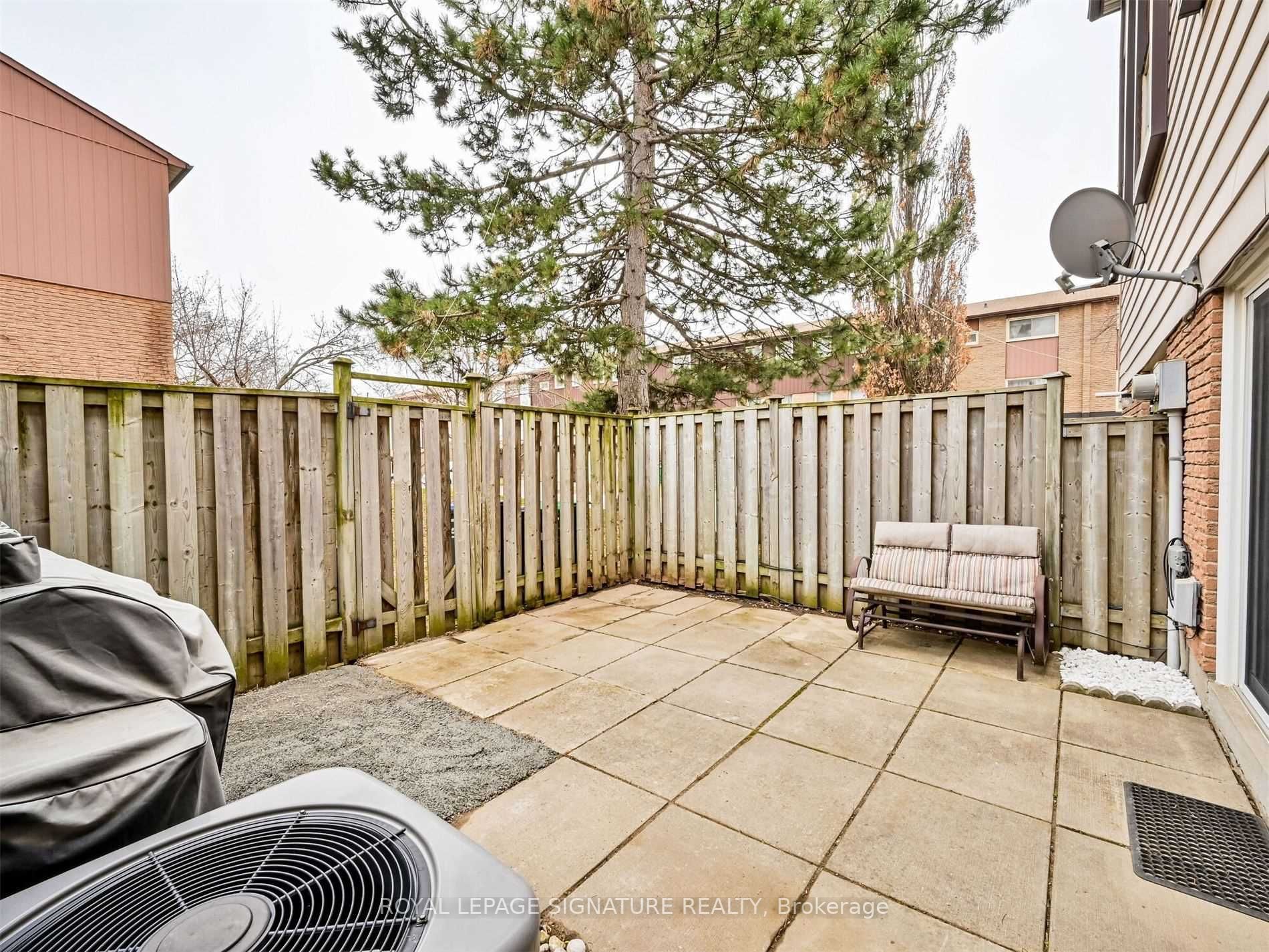 1221 Dundix Rd, #101