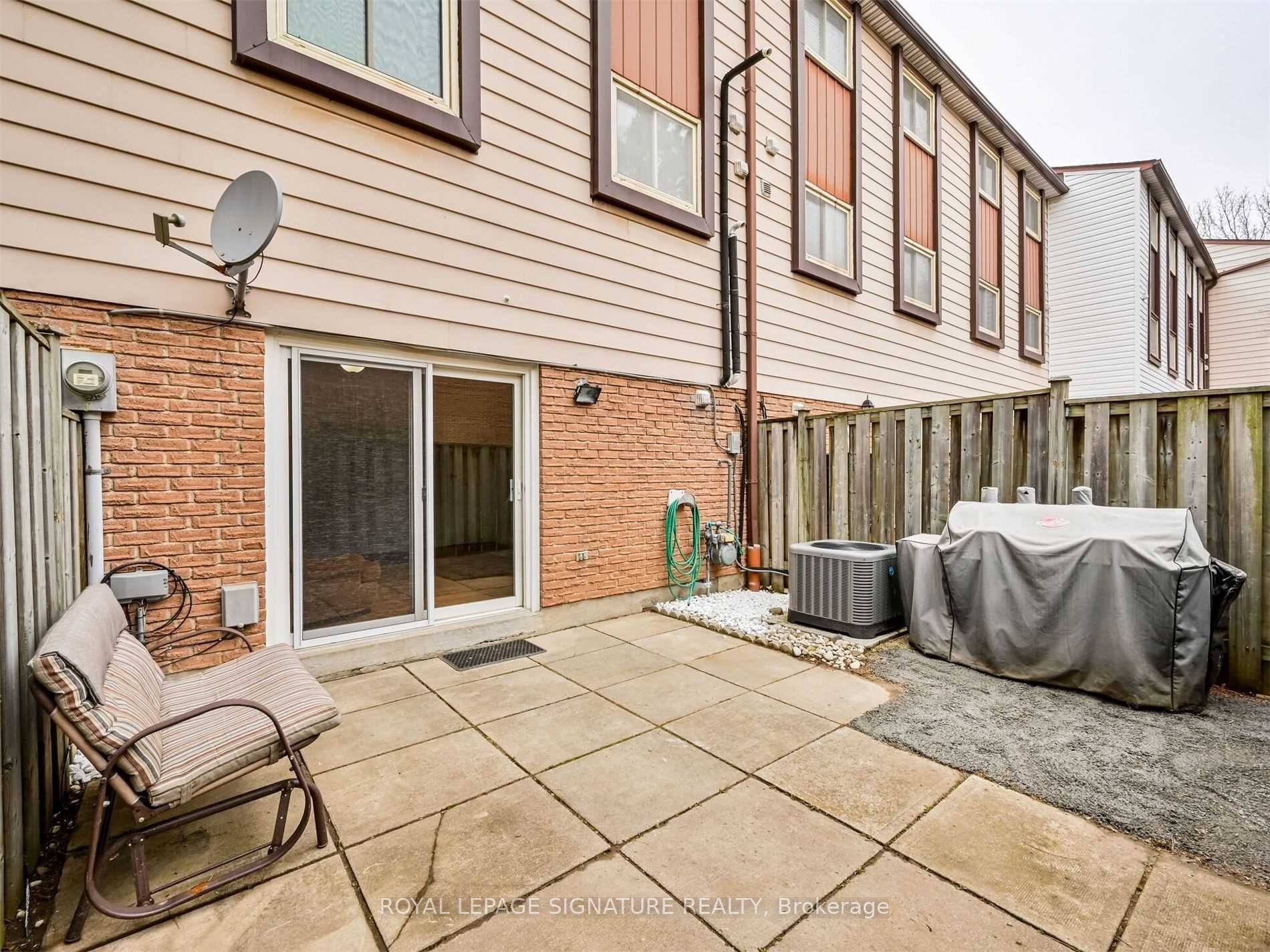 1221 Dundix Rd, #101