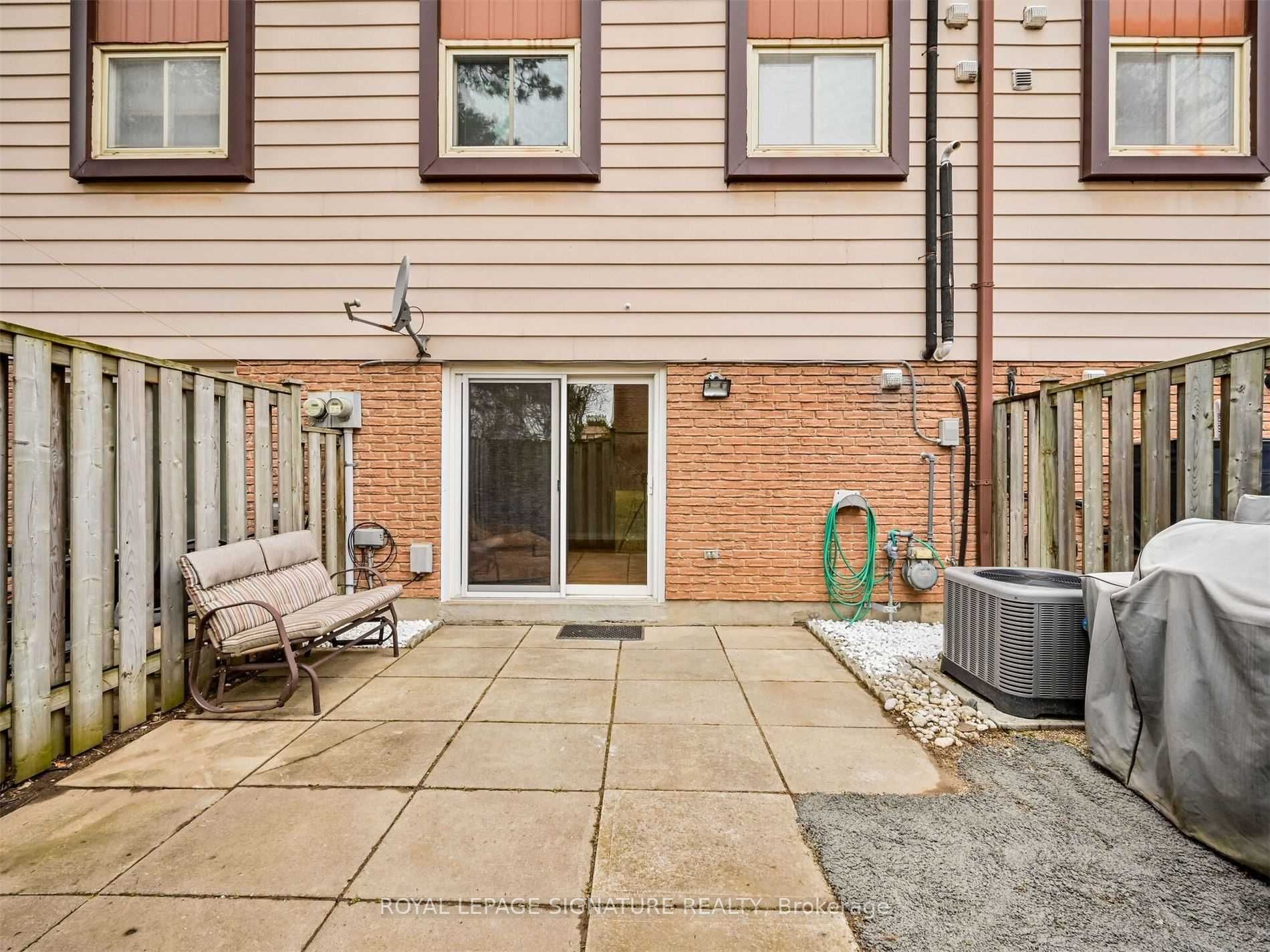 1221 Dundix Rd, #101