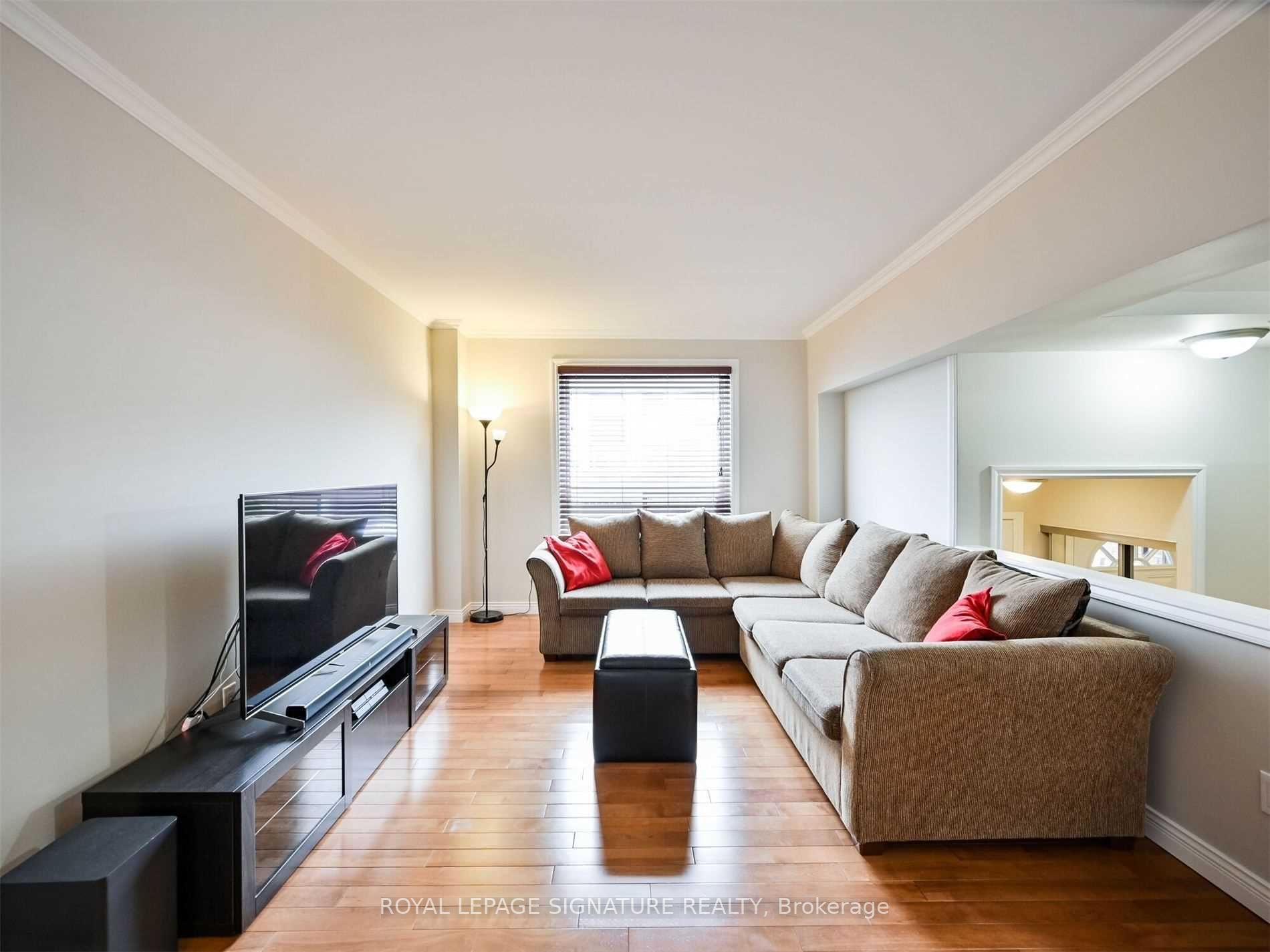 1221 Dundix Rd, #101