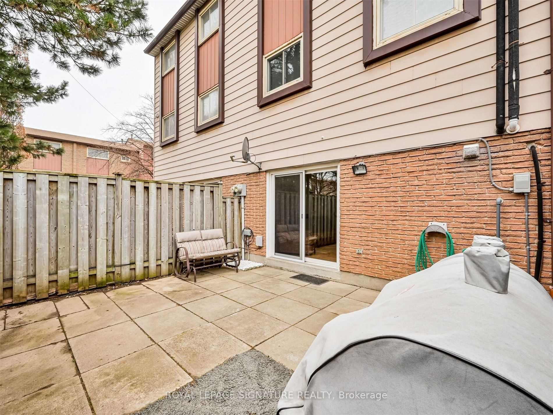 1221 Dundix Rd, #101