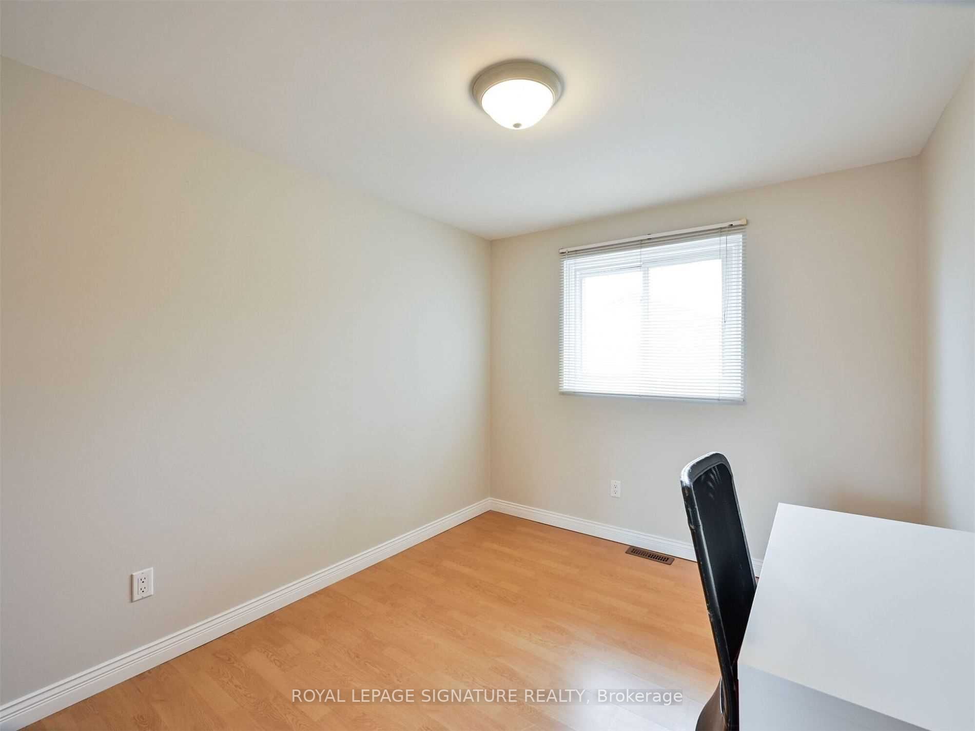 1221 Dundix Rd, #101