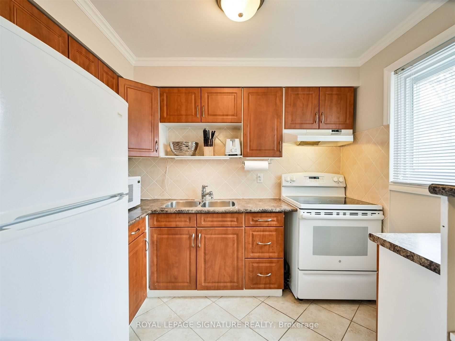 1221 Dundix Rd, #101