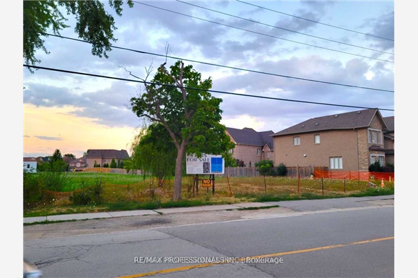 6833 Second Line W, Mississauga