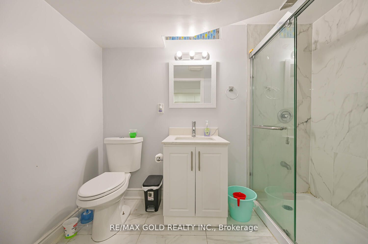 10 Narrow Valley Cres