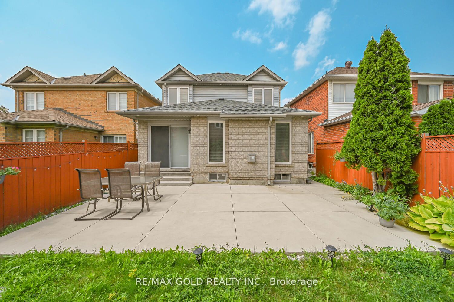 10 Narrow Valley Cres