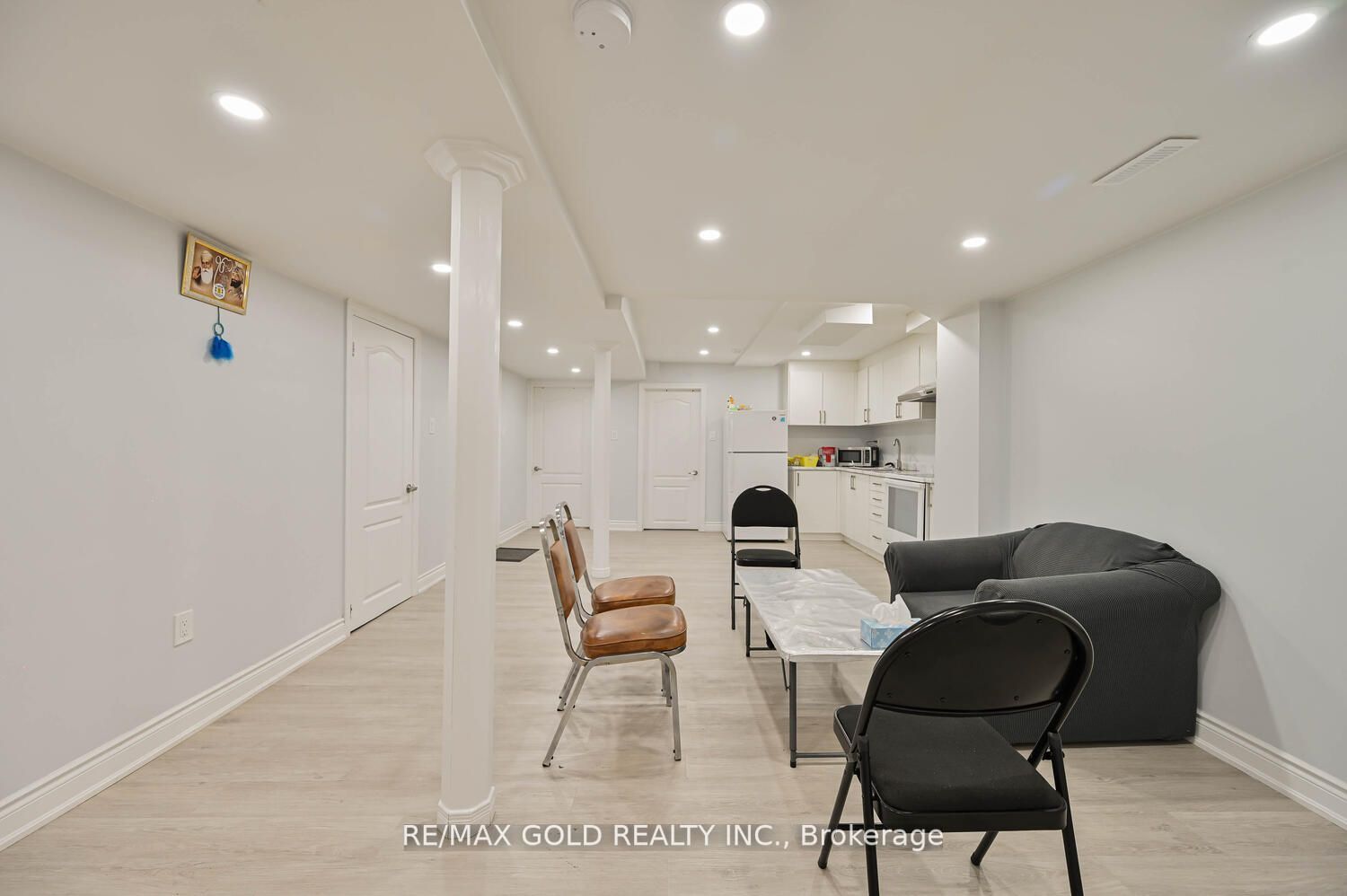 10 Narrow Valley Cres