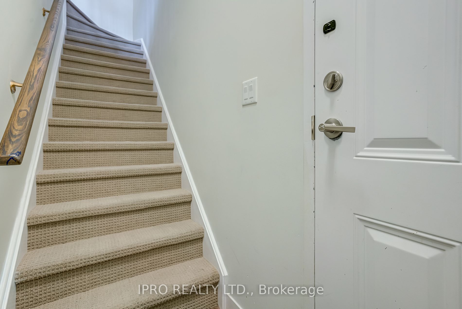 6 Bicknell Ave, #10