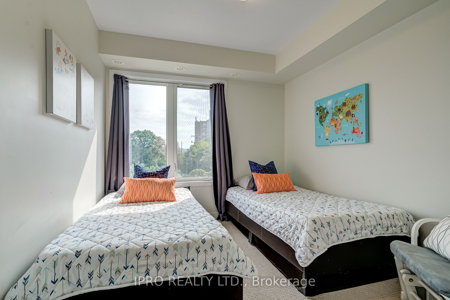 6 Bicknell Ave, #10