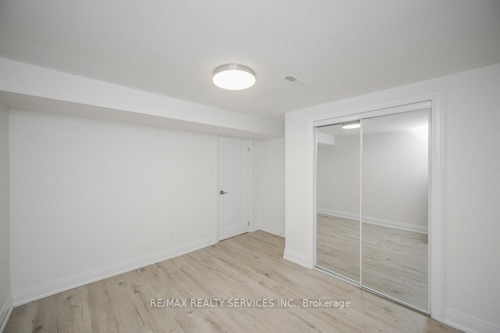 1317 Falgarwood Dr