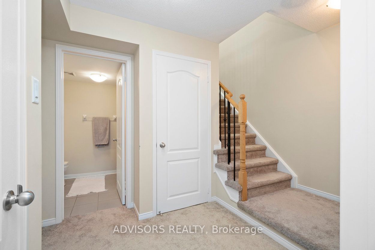 5625 Oscar Peterson Boulevard, #1