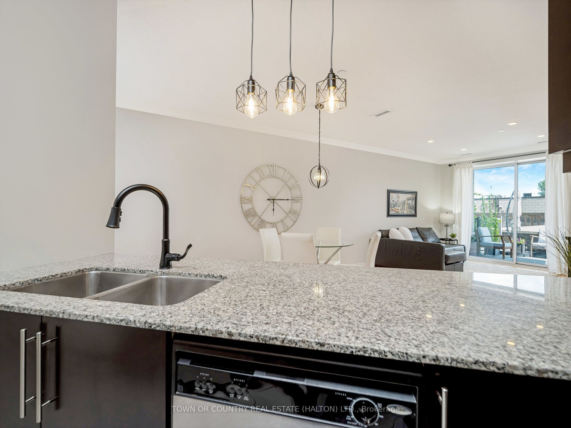 Listing W6725874 - Large Photo # 6