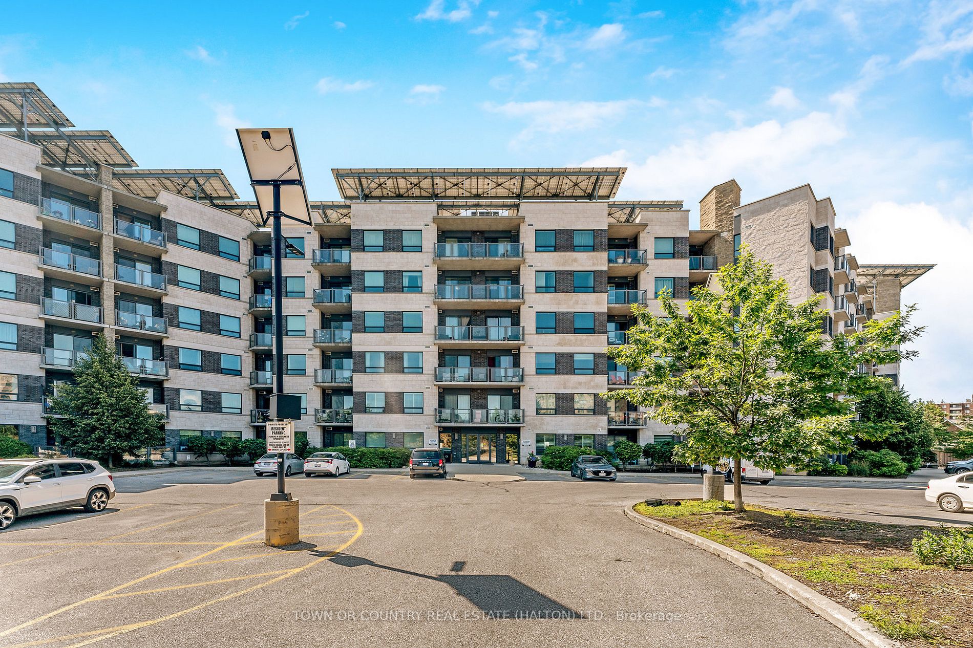 Listing W6725874 - Large Photo # 1