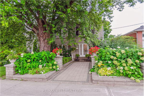 2892 Weston Rd, Toronto
