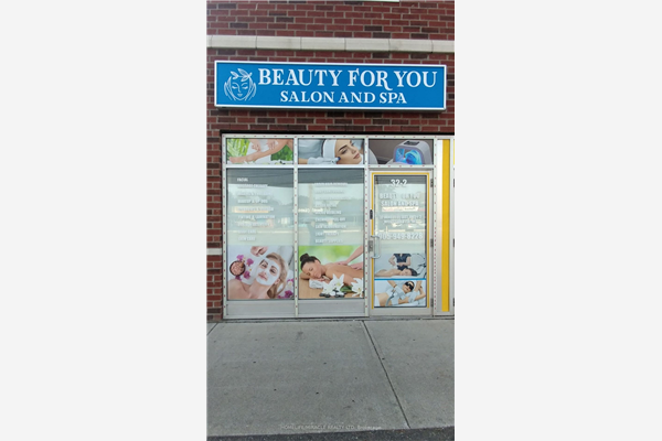 32 Dundas St E, Mississauga