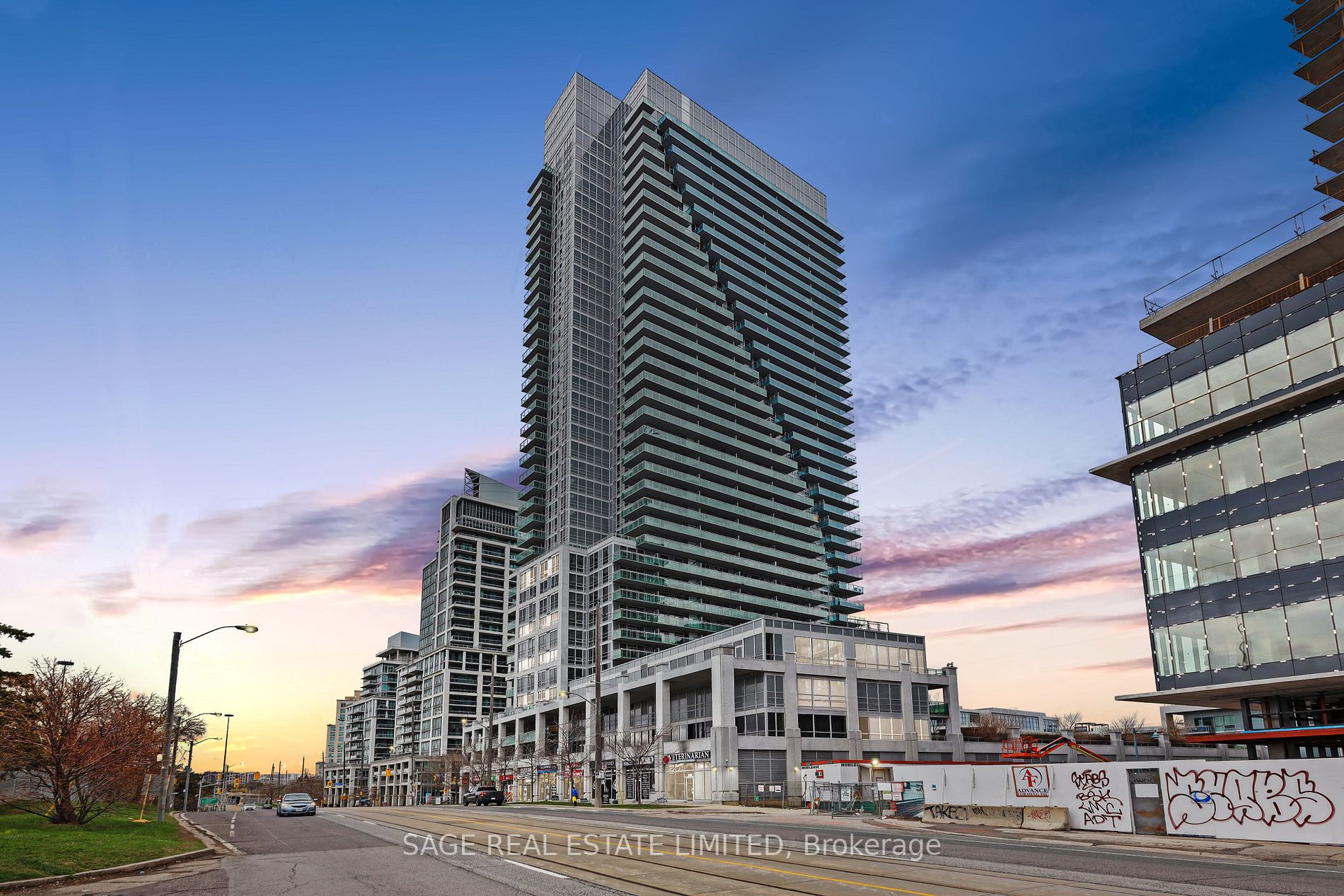 16 Brookers Lane, #409