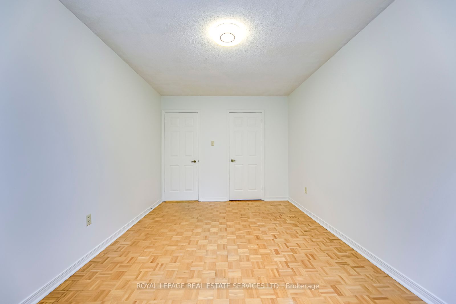 4322 Bacchus Cres