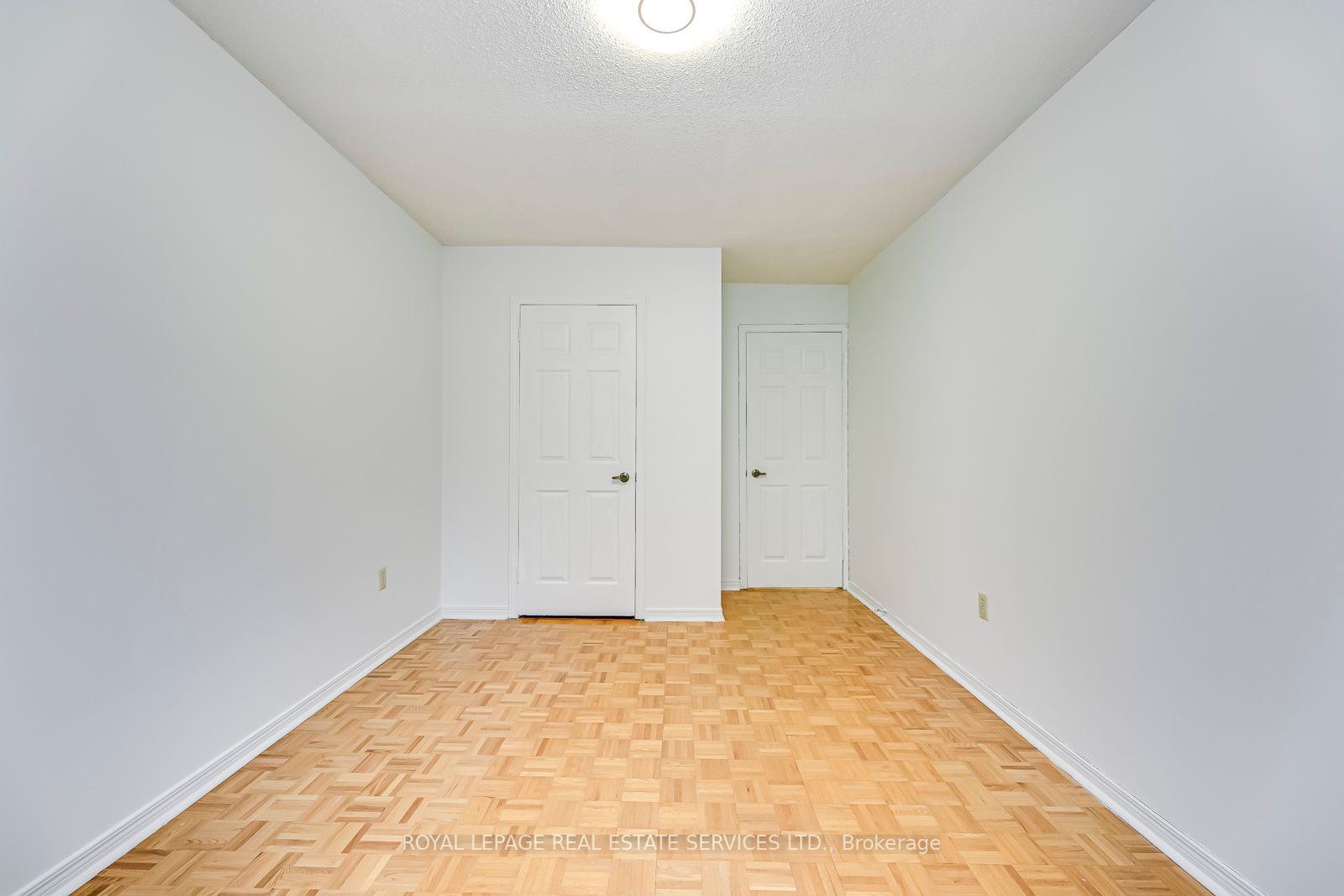 4322 Bacchus Cres