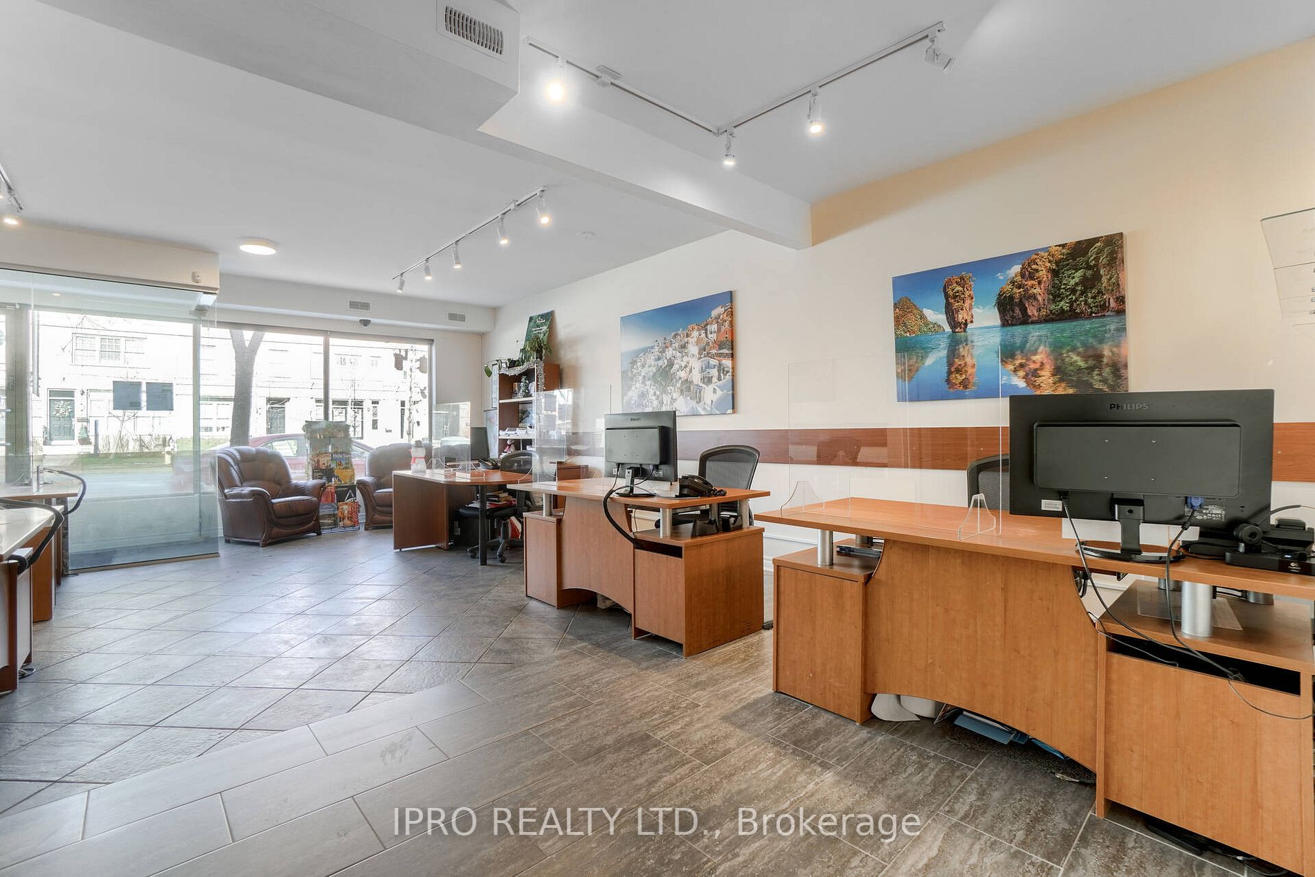 3069 Lake Shore Blvd W, #102
