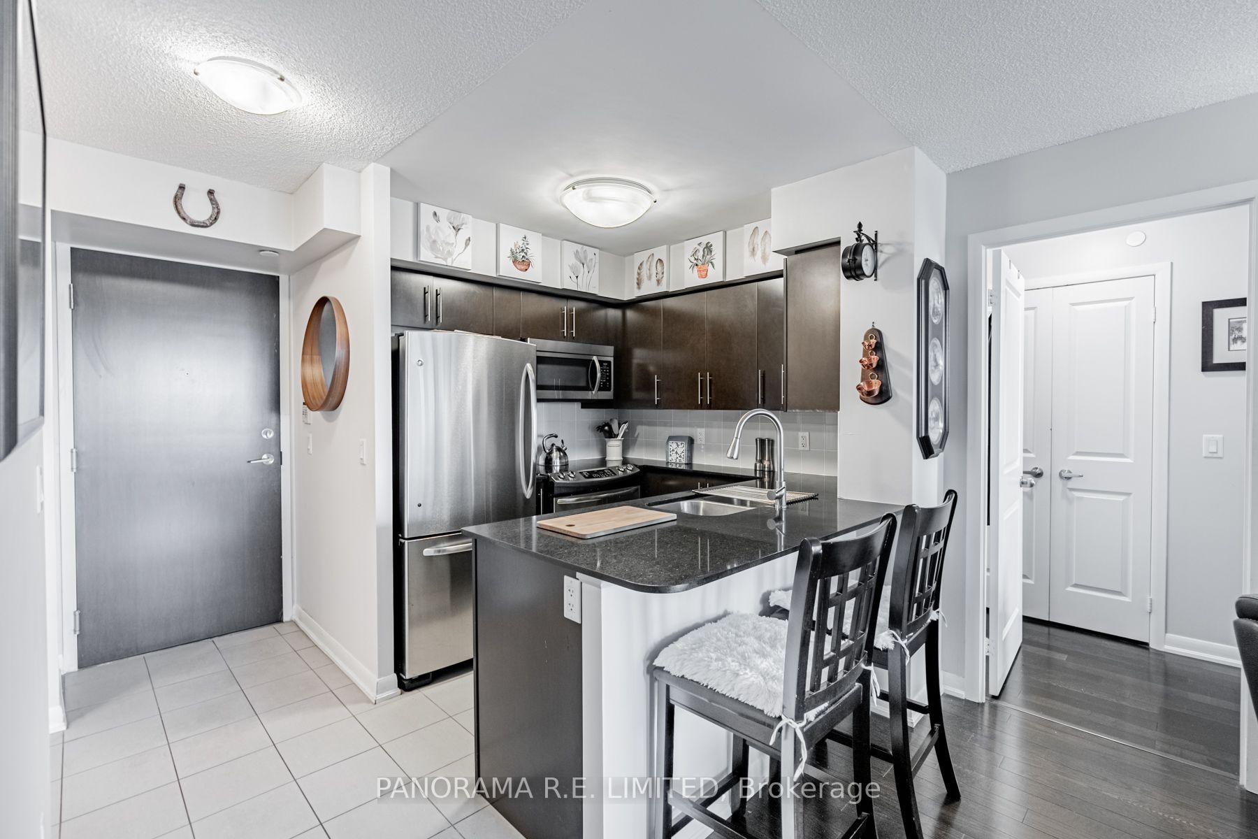 215 Sherway Gardens Road, #503