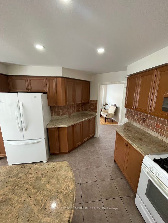 Listing W6728230 - Large Photo # 4