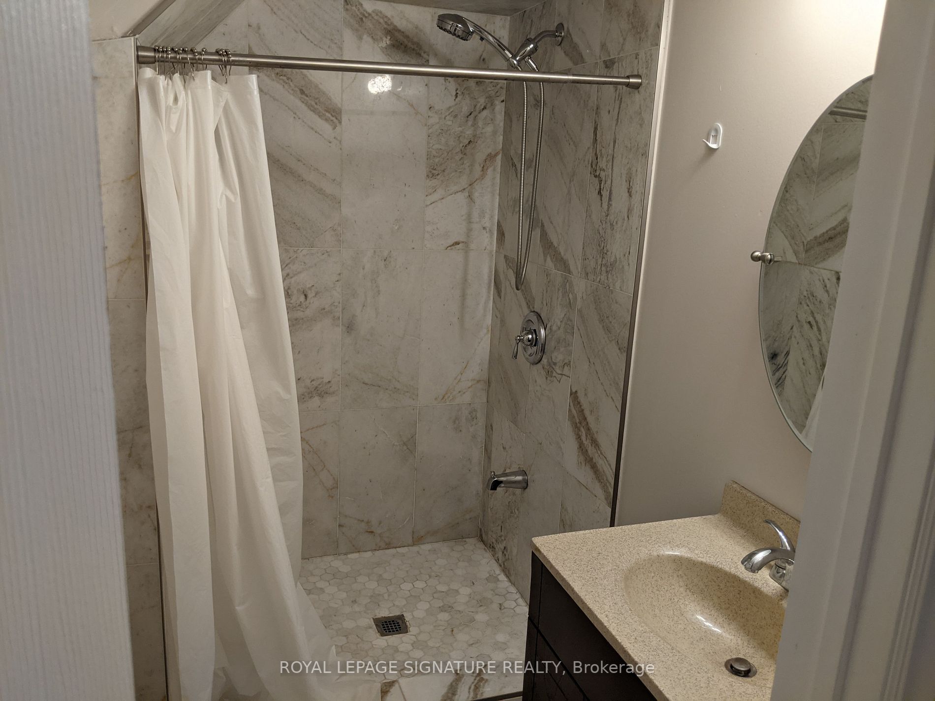 2146 Grand Oak Trail