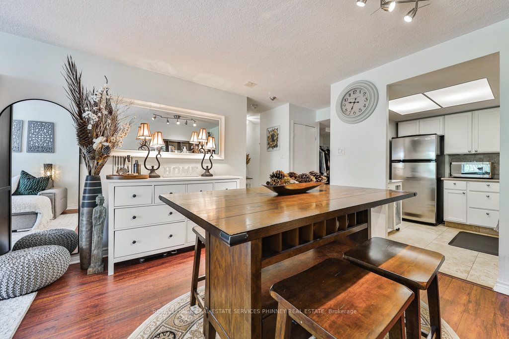 Listing W6728544 - Large Photo # 7