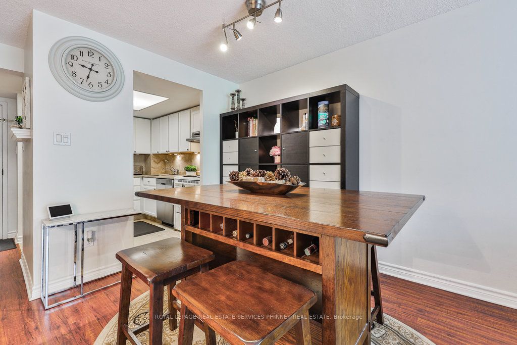 Listing W6728544 - Large Photo # 9