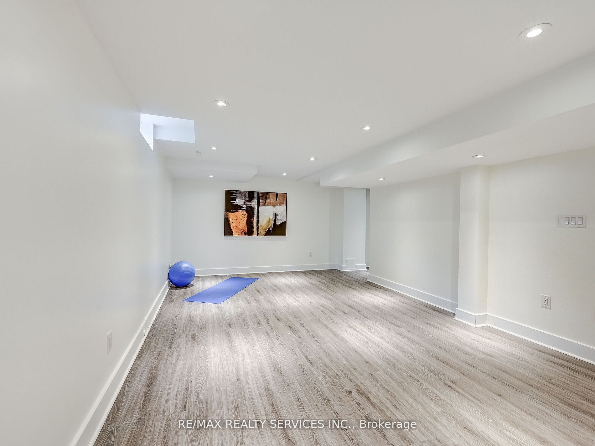 44 Sapphire Cres