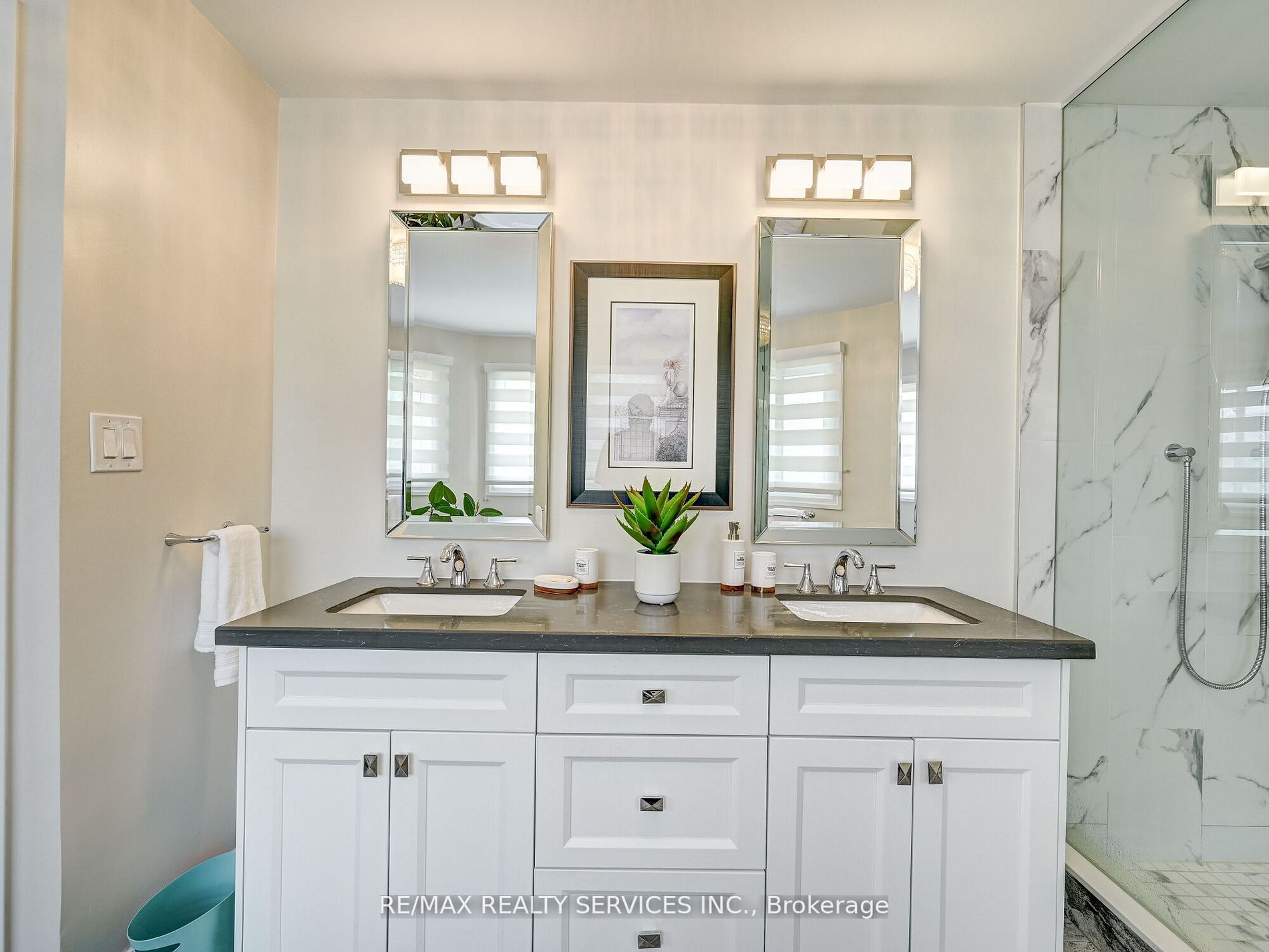 44 Sapphire Cres