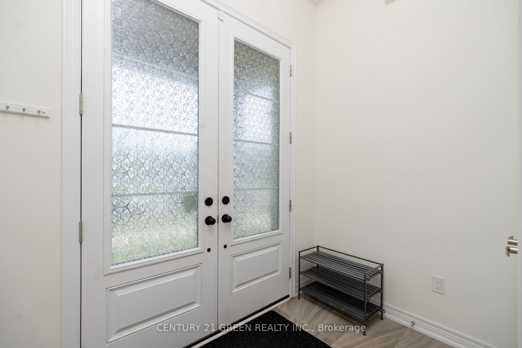Listing W6728908 - Large Photo # 4