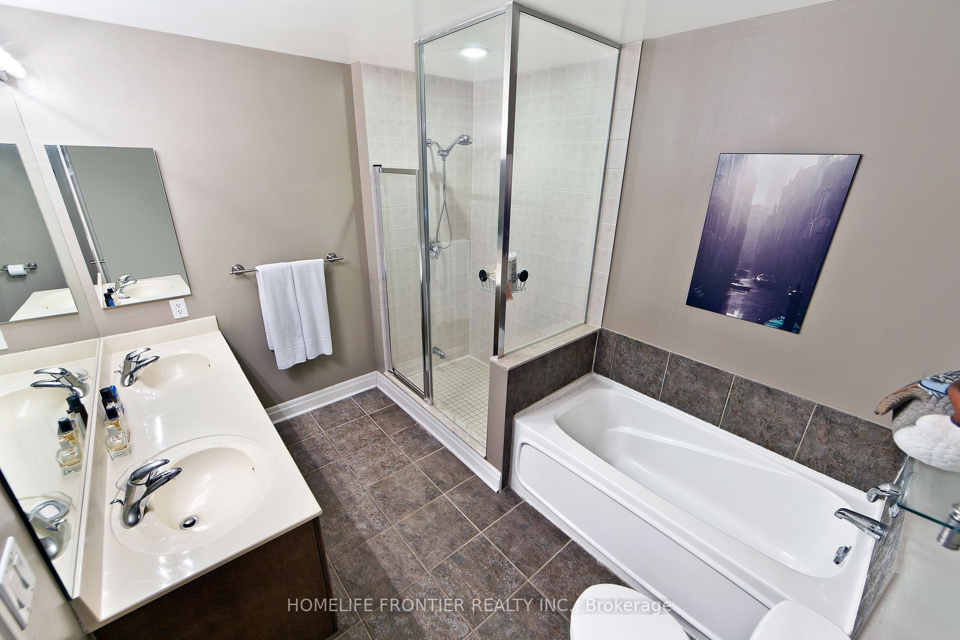 Listing W6728940 - Large Photo # 15