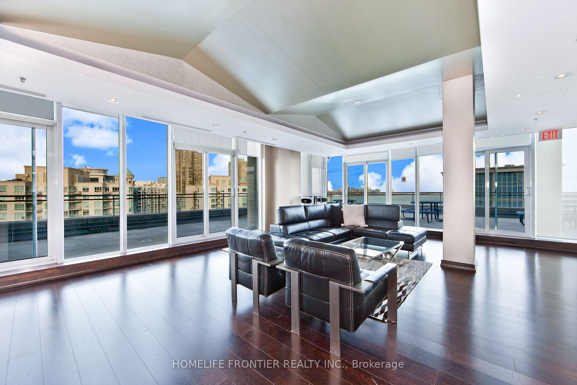 Listing W6728940 - Large Photo # 18