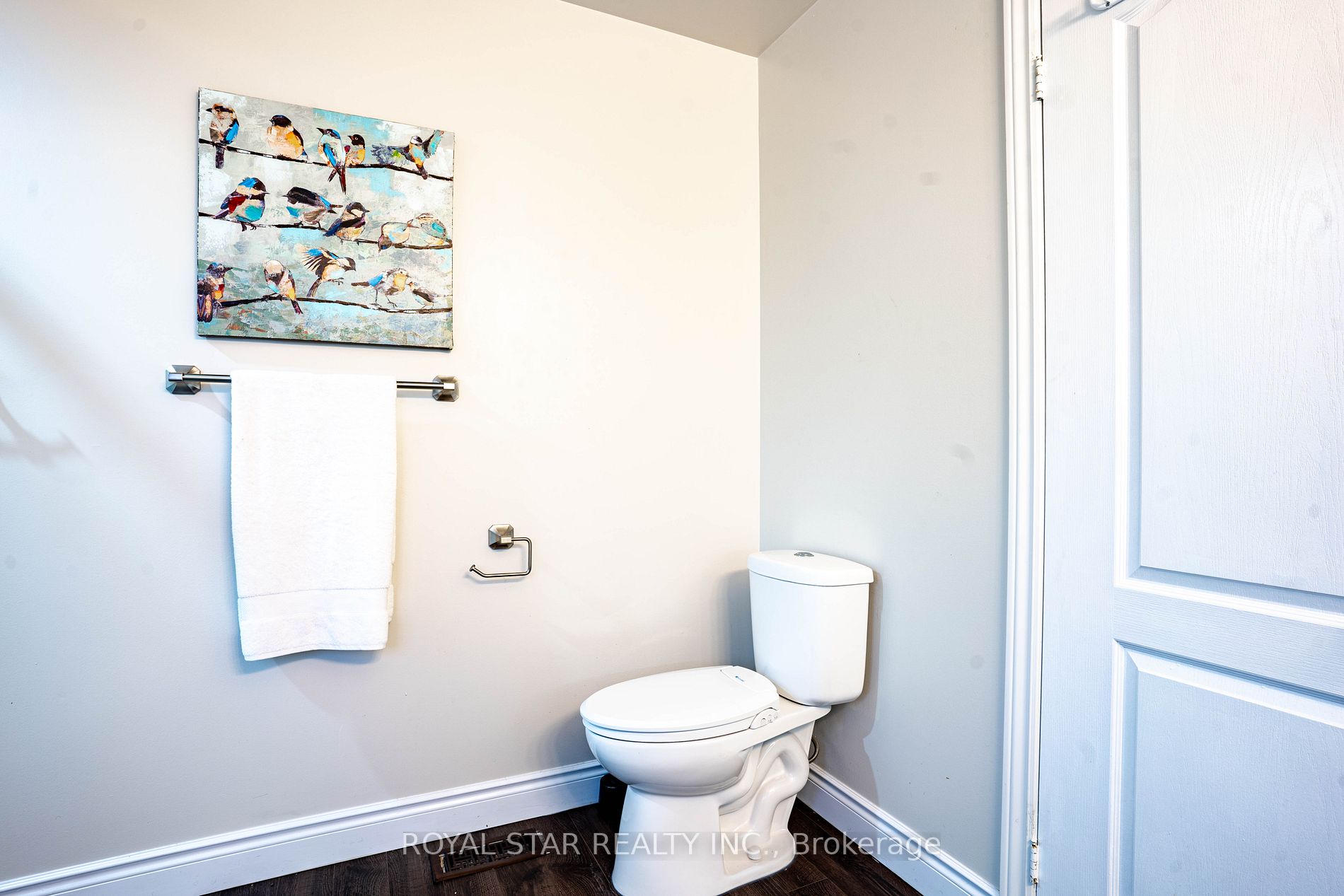 20 Junction Cres