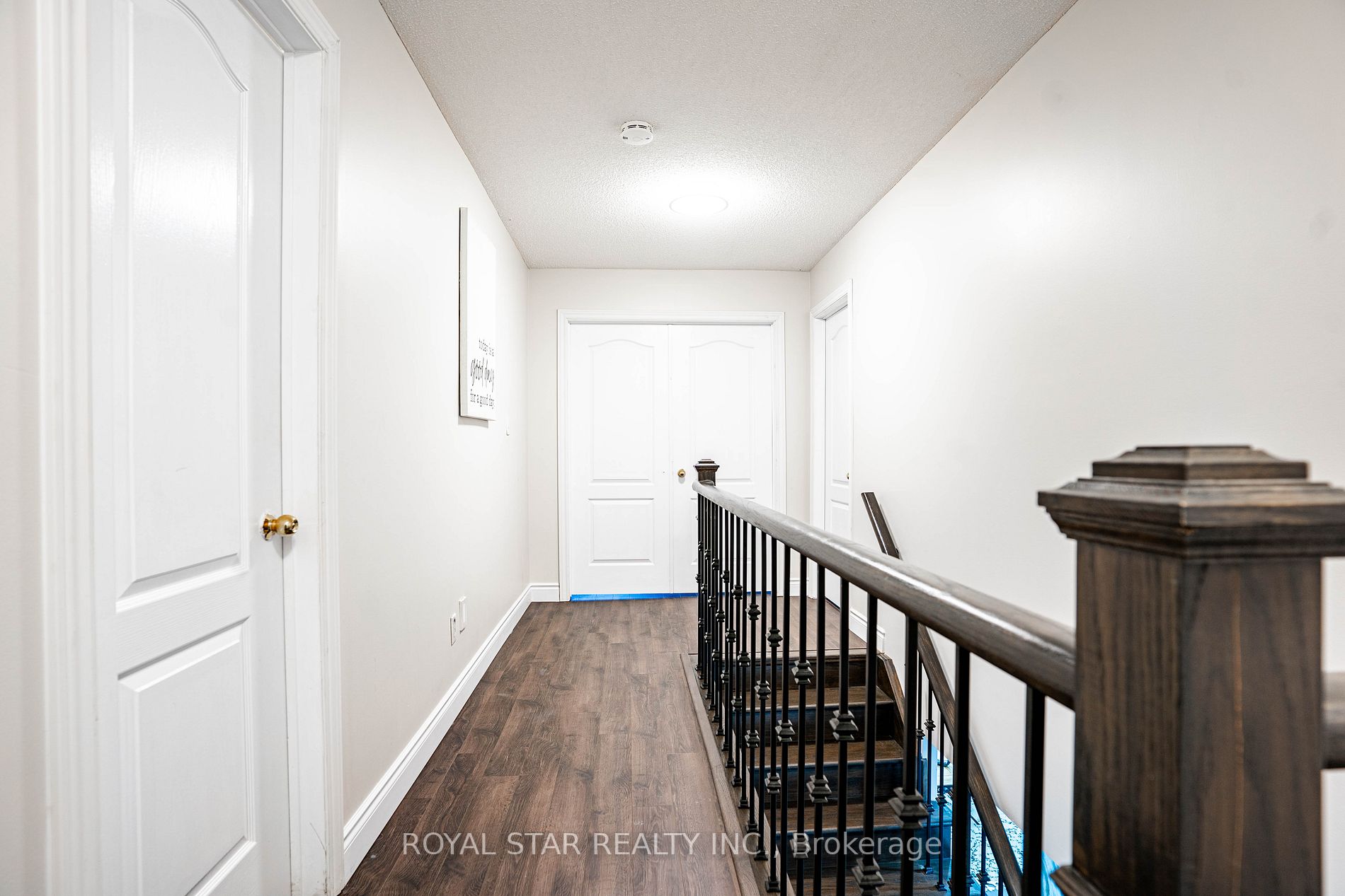 20 Junction Cres