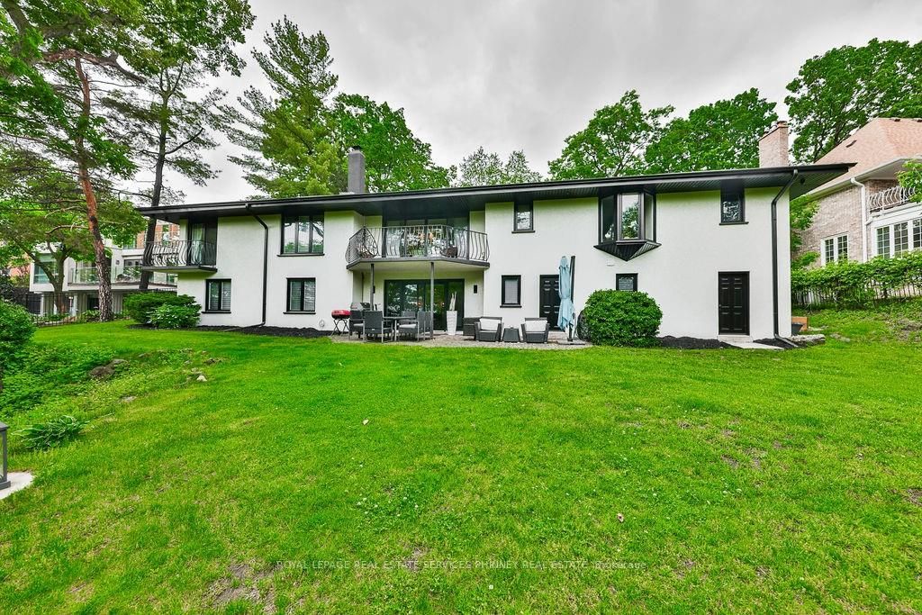 2204 Shardawn Mews