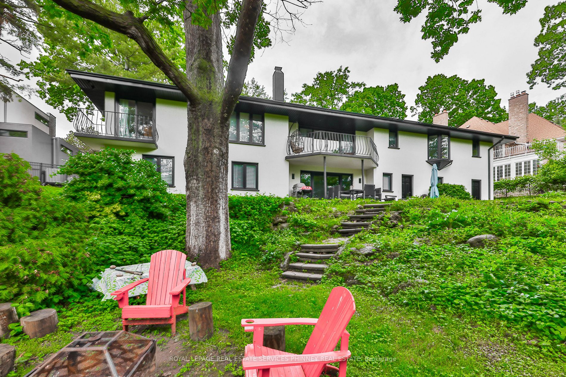 2204 Shardawn Mews