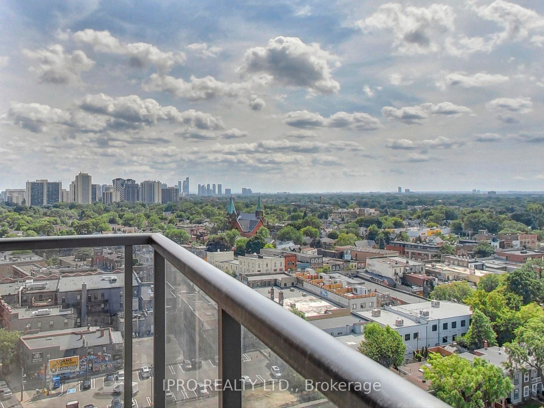 60 Heintzman St, #1613